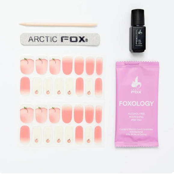 Peachy gel nail kit - Picture 4 of 6